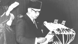 Debat Pencalonan Soeharto sebagai Pahlawan Nasional: Kontribusi vs Kontroversi